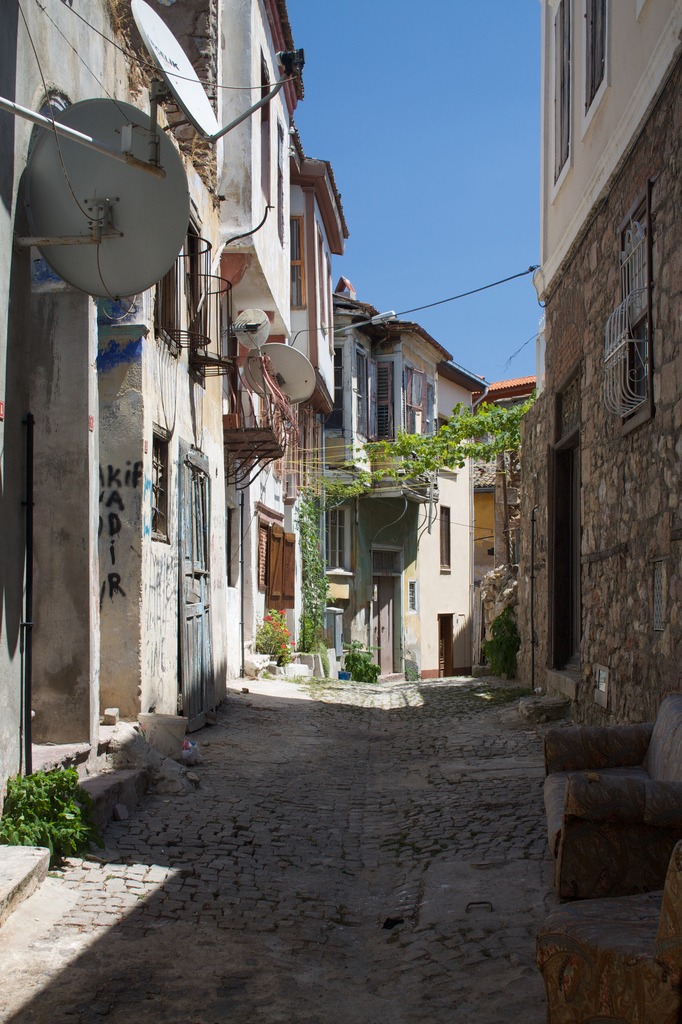 Ayvalık'ta tarihi sokaklar nasıl gezilmeli